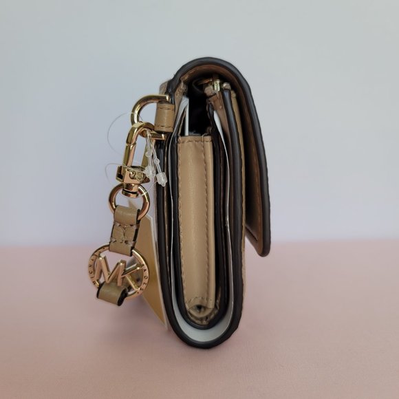 MICHAEL KORS Jet Set Charm Pebbled Leather Large Flap Phone Wristlet-Camel🎈$98⭐ - Picture 8 of 16